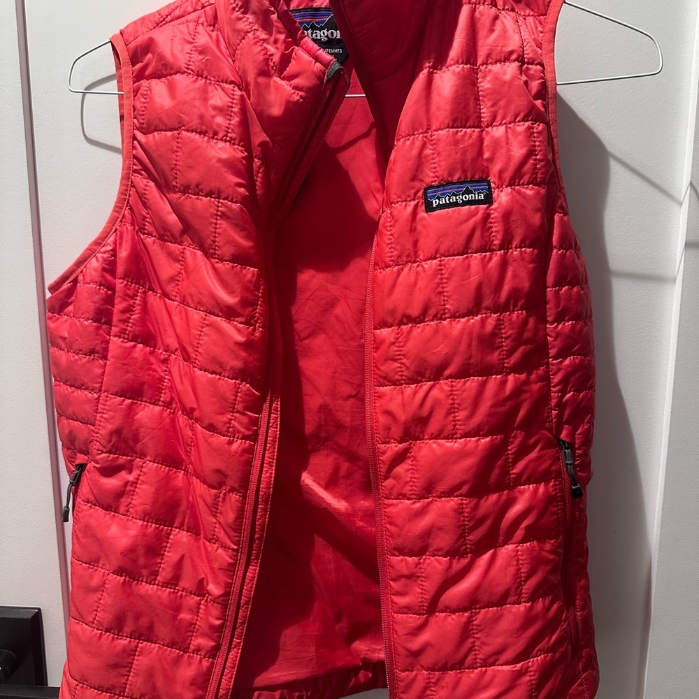 Patagonia Vibrant Red Insulated Jacket